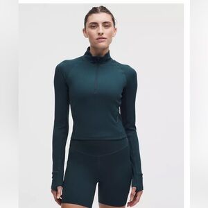 LULULEMON It's Rulu Ribbed Cropped Half Zip
Updated indochine blue XXS-worn once